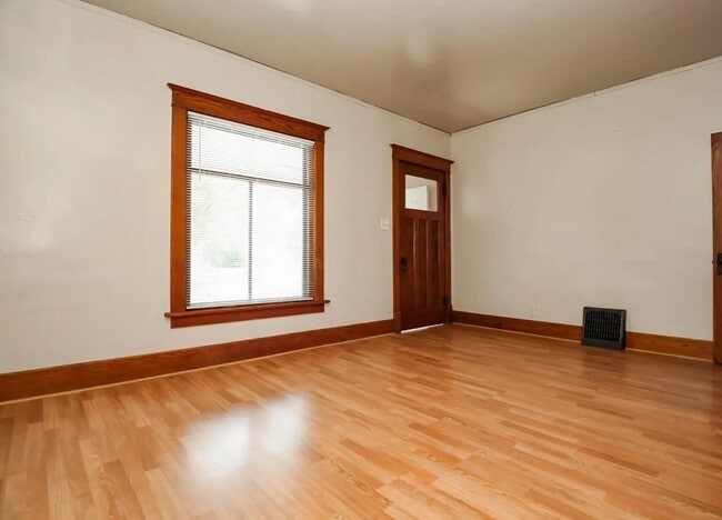 425-427 W 16th St, Unit 427 in Sioux Falls, SD - Building Photo - Building Photo