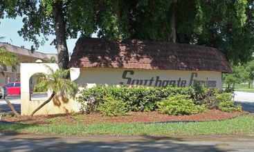 Southgate Gardens in Tamarac, FL - Building Photo - Building Photo