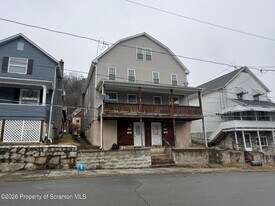 34 Arch St in Glen Lyon, PA - Building Photo