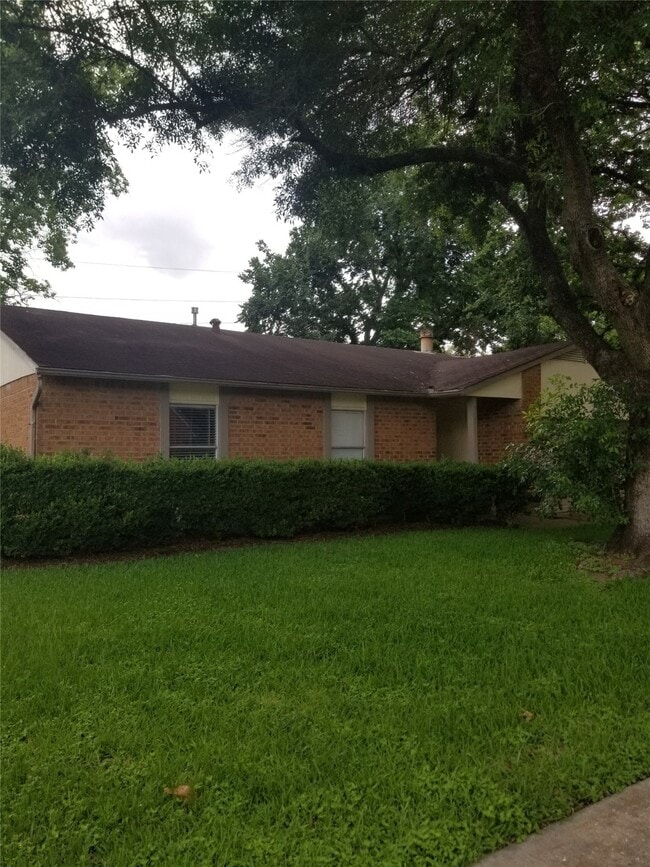 property at 18103 Autumn Hills Dr