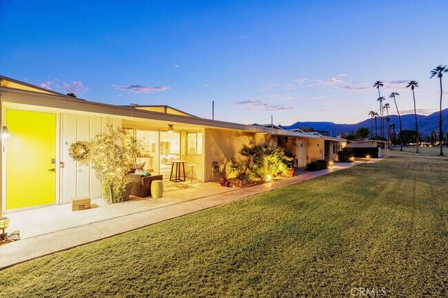 73700 Grapevine St, Unit 6 in Palm Desert, CA - Foto de edificio - Building Photo