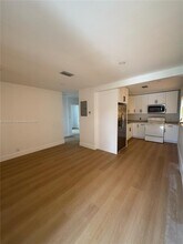 5666 Mayo St in Hollywood, FL - Building Photo - Building Photo