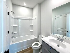 1721 Jordan Brook Dr in Lawrenceville, GA - Building Photo - Building Photo