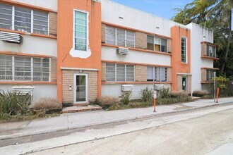 736 12th St in Miami Beach, FL - Building Photo - Building Photo