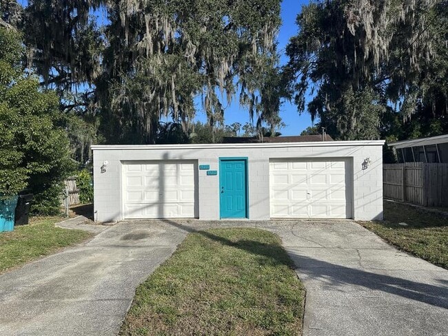 property at 1233 Virginia Dr