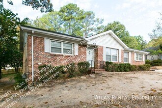 812 Hillview Dr in Birmingham, AL - Foto de edificio - Building Photo