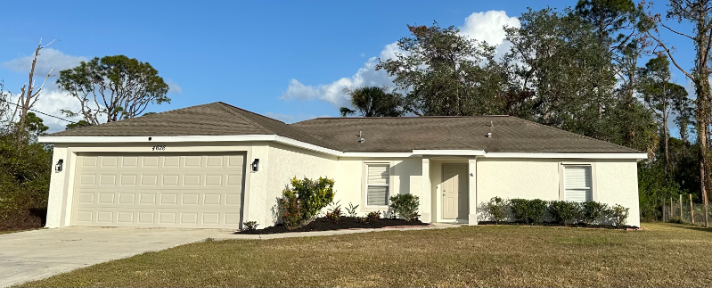 4626 Schoen St in North Port, FL - Building Photo