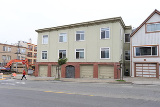 1550 Irving St in San Francisco, CA - Building Photo - Building Photo