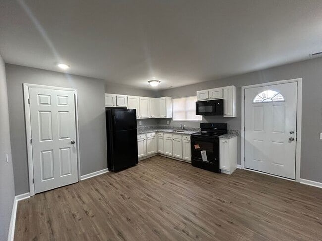 property at 2500 Ridgely St