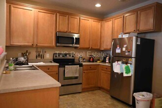 9042 E 24th Pl in Denver, CO - Building Photo - Building Photo