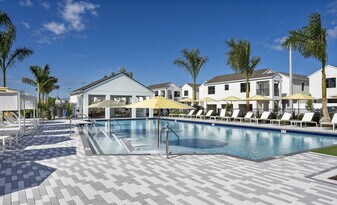 Altair by Soltura in Ft. Myers, FL - Building Photo