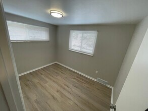 3200 Overlook Dr in McKeesport, PA - Building Photo - Building Photo