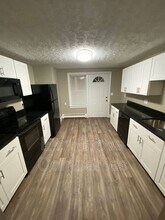 50 Pennacook St in Manchester, NH - Building Photo - Building Photo