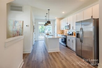 4244 Mora Mdw Ln in Charlotte, NC - Building Photo - Building Photo