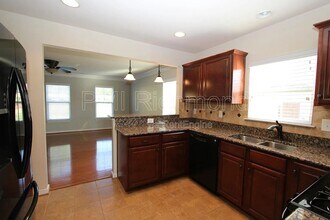 637 Abbey Village Cir in Midlothian, VA - Building Photo - Building Photo