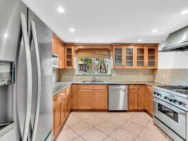 2507 Okeechobee Ln in Fort Lauderdale, FL - Building Photo