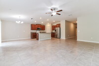 3606 Kearsney Abbey Cir in Dover, FL - Foto de edificio - Building Photo