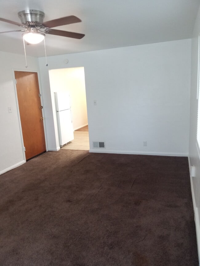 515 East Dr, Unit #4 in Kettering, OH - Building Photo - Building Photo