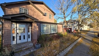 103 East Saint Mary's St in Minooka, IL - Building Photo