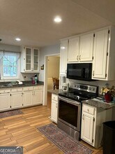 68 Lancaster Way in Newnan, GA - Building Photo - Building Photo