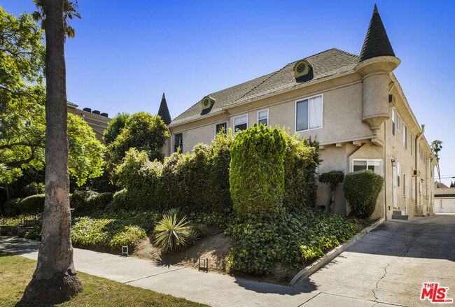 property at 1147 Westmoreland Ave