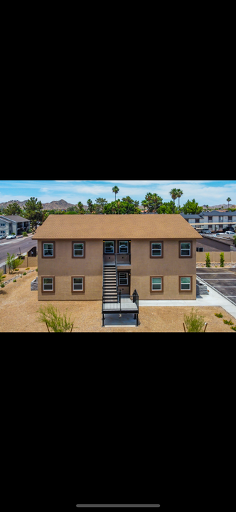 1306 E Purdue Ave, Unit 101 in Phoenix, AZ - Building Photo