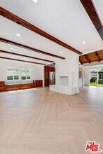 749 N Niagara St in Burbank, CA - Building Photo - Building Photo