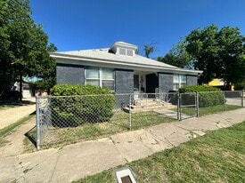 611 S 25th St in Temple, TX - Building Photo