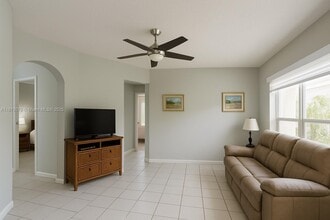 15715 SW 81st St in Miami, FL - Building Photo - Building Photo