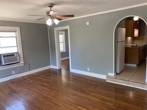 2815 Primrose Ave in Fort Worth, TX - Building Photo - Building Photo