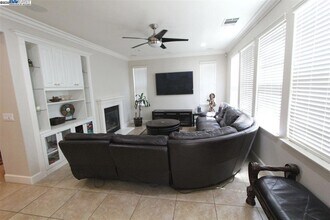 5199 Salerno Dr in Dublin, CA - Building Photo - Building Photo