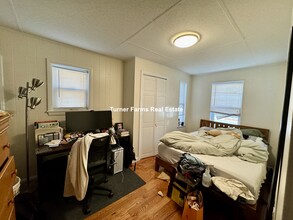 57 Cedar St, Unit 1 in Cambridge, MA - Building Photo - Building Photo