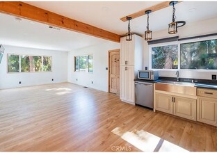 2495 Ivan Hill Terrace in Los Angeles, CA - Building Photo - Building Photo