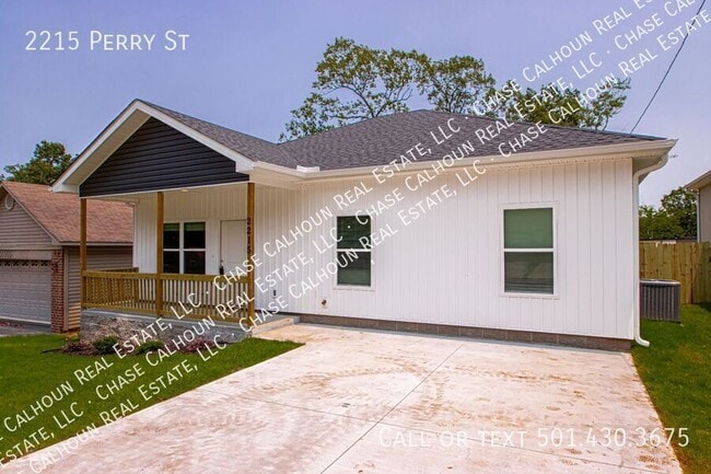2215 Perry St in Little Rock, AR - Building Photo - Building Photo