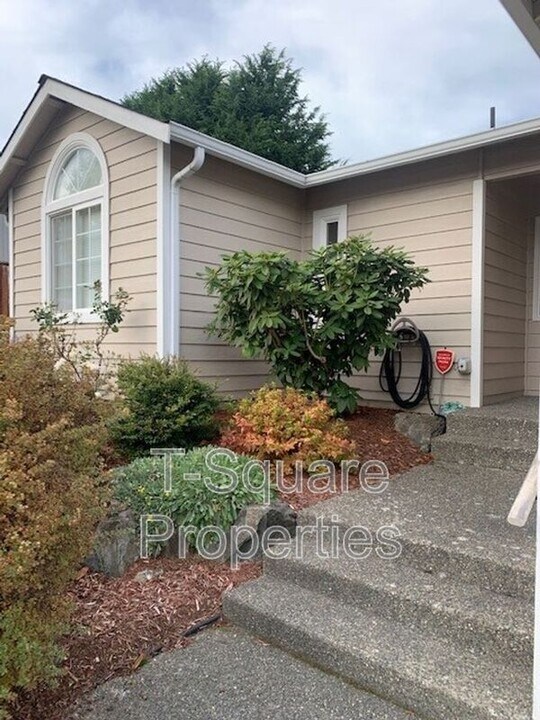 1127 58th Pl SW in Everett, WA - Building Photo