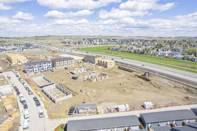 Thrive Townhomes in Okotoks, AB - Building Photo - Building Photo