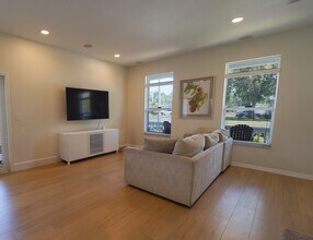 920 W Coral St in Tampa, FL - Building Photo - Building Photo