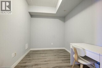 318 Spruce St in Waterloo, ON - Building Photo - Building Photo