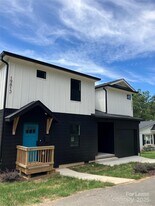 19815 N Ferry St in Cornelius, NC - Building Photo