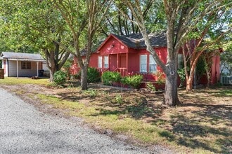 259 Hiland Ln in Pottsboro, TX - Building Photo - Building Photo