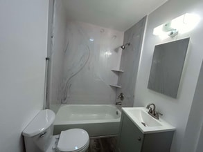 344 Ash St in Twin Falls, ID - Foto de edificio - Building Photo