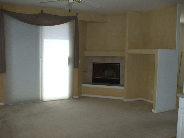 9560 Windrose Ln in Roseville, CA - Building Photo - Building Photo