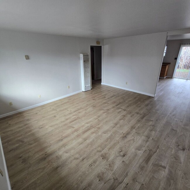 1501 Arthur St in Klamath Falls, OR - Building Photo - Building Photo