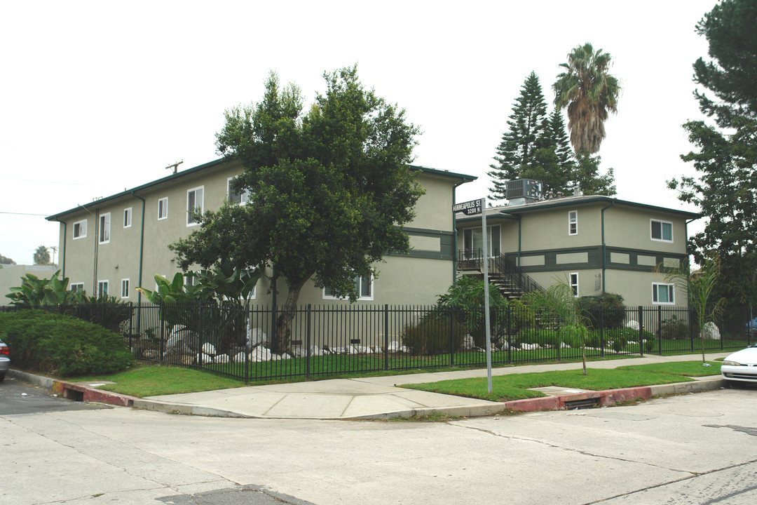 3185-3191 Atwater Ave in Los Angeles, CA - Building Photo