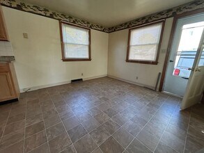 518-520-520 Sloan Ave in Ashland, OH - Foto de edificio - Building Photo