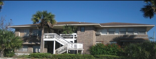 230 South St in Neptune Beach, FL - Building Photo - Building Photo