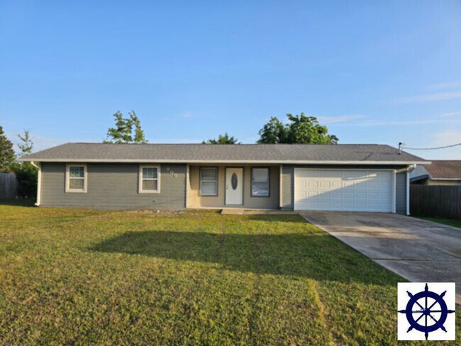 906 Kevin Ct in Panama City, FL - Building Photo - Building Photo