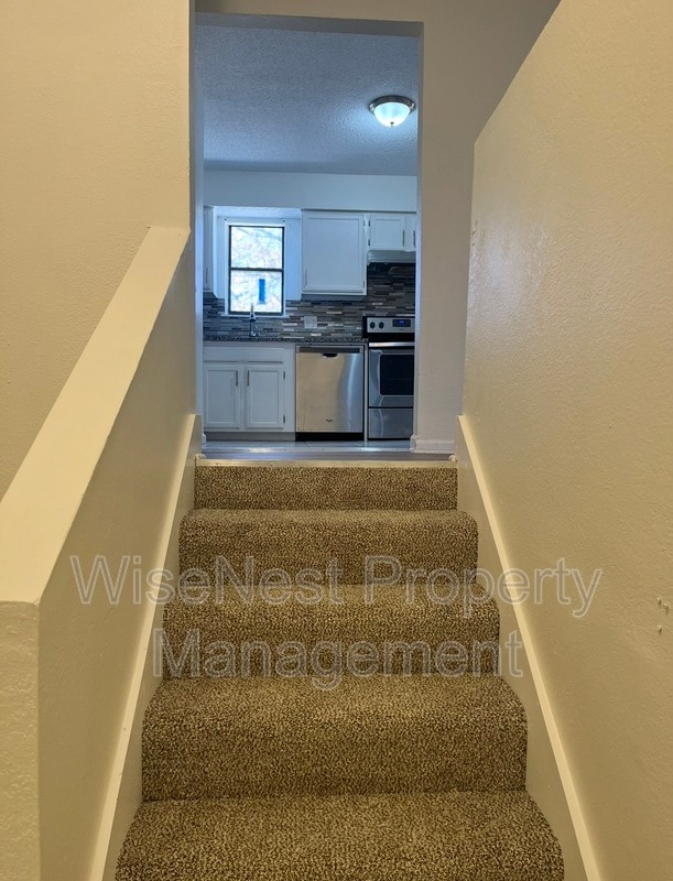 1704 NE Balboa St in Lee's Summit, MO - Building Photo - Building Photo