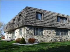 1012 in Plymouth, WI - Foto de edificio