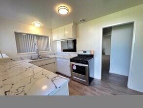 5166 Bowden Ave in San Diego, CA - Building Photo - Building Photo